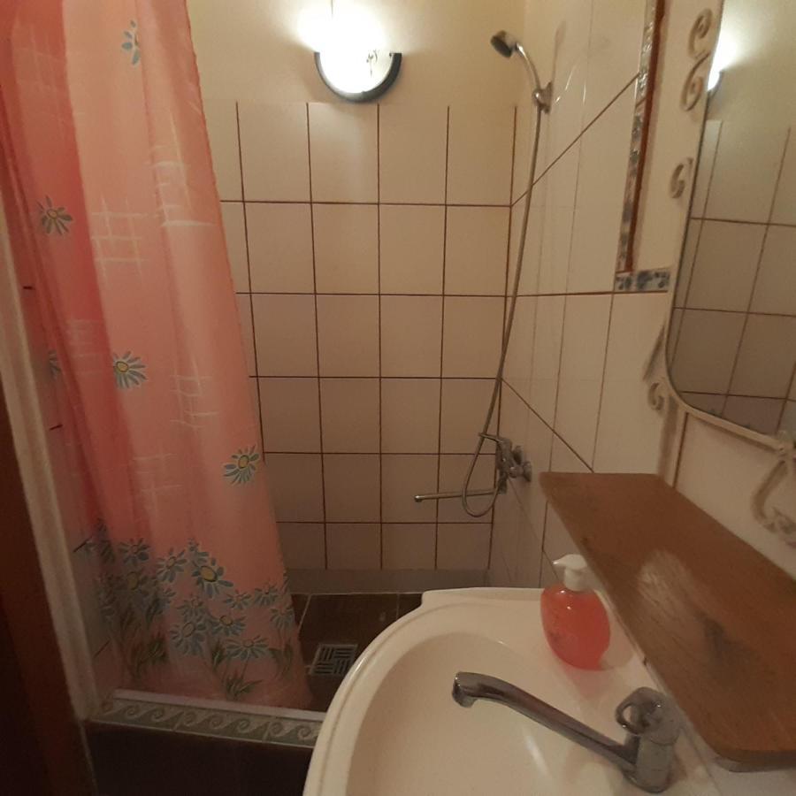 Отель Viesu Nams "Laimes Pakavs" Страупе Экстерьер фото